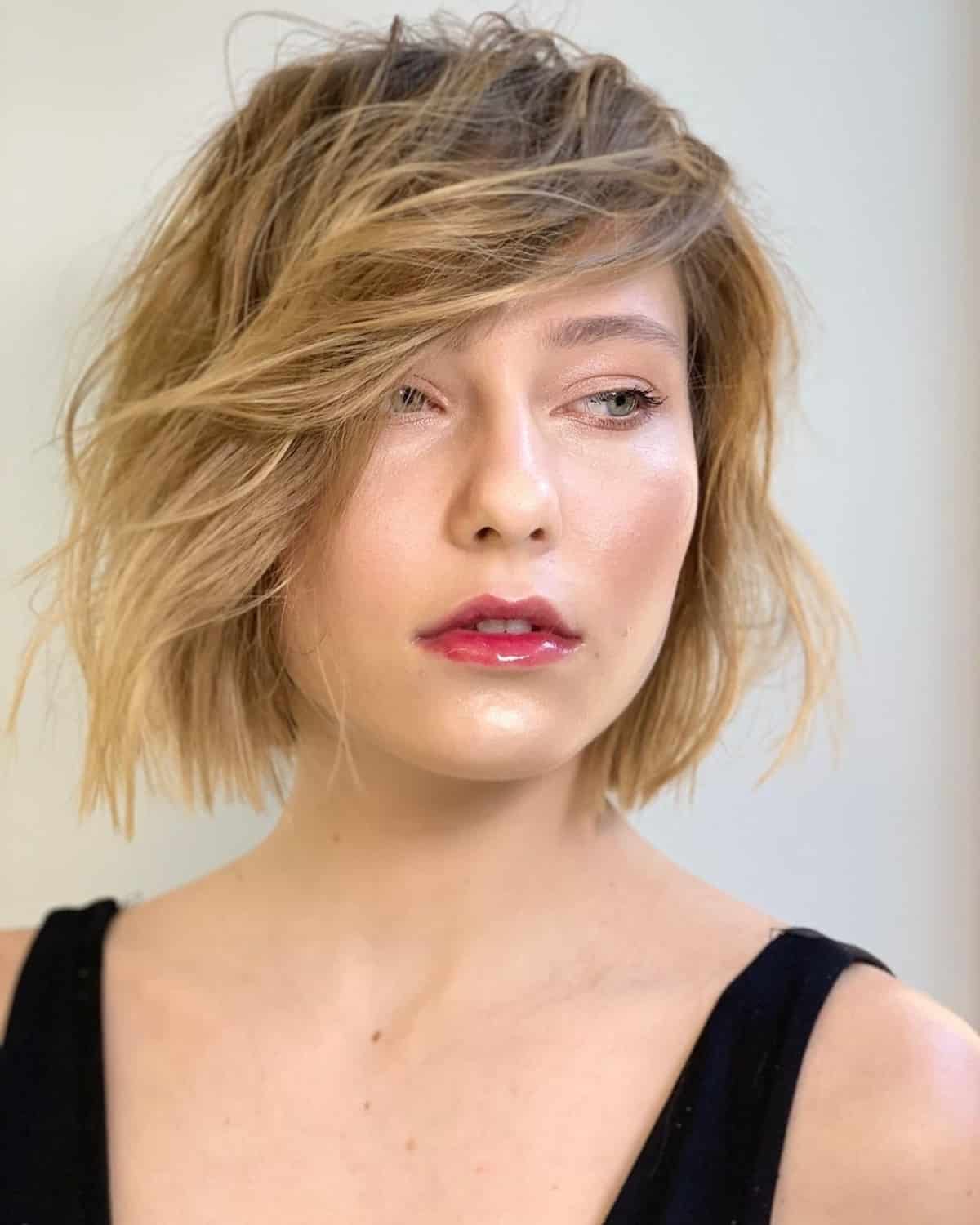 16 trendy blunt bobs with bangs to inspire your next chop