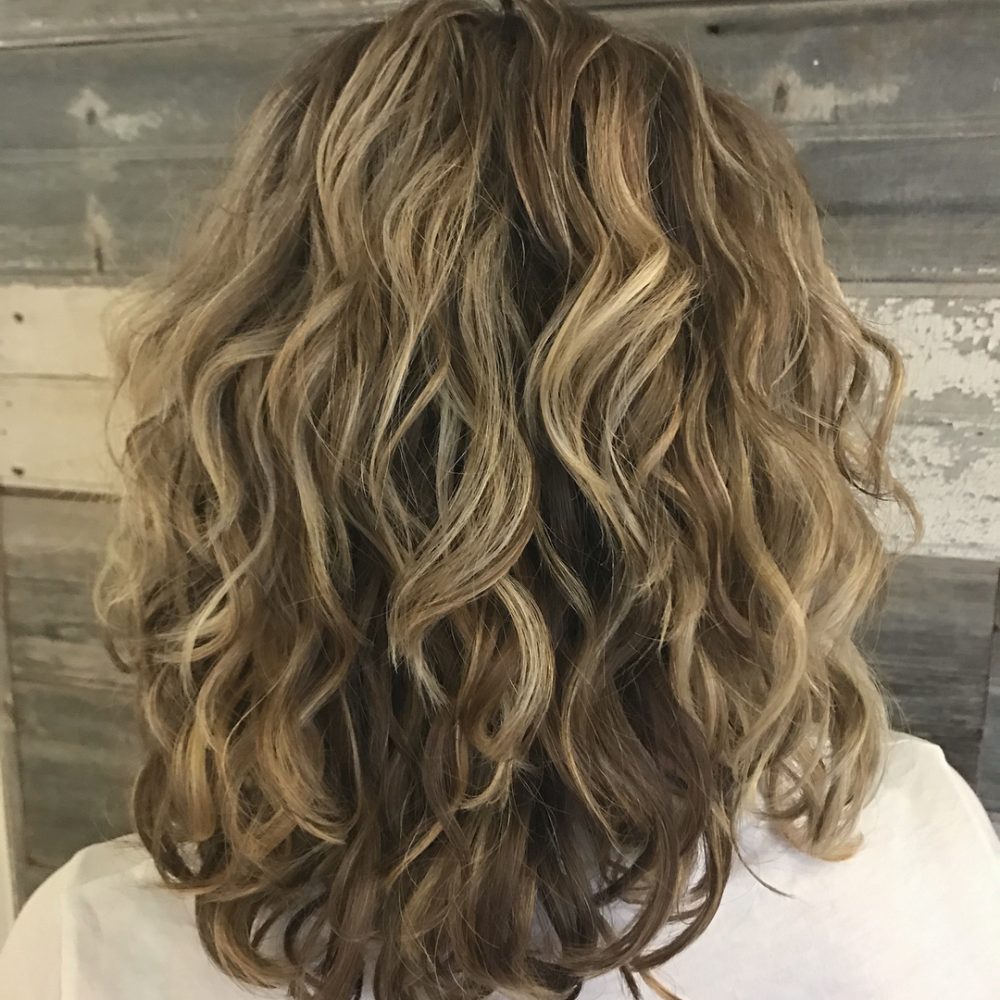 The 32 Best Shoulder Length Curly Hair Styles and Cuts