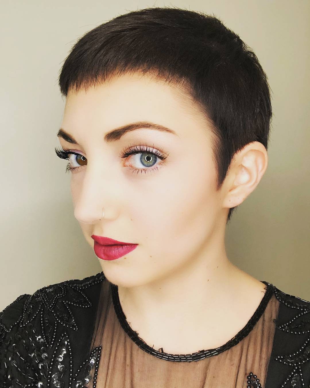 19 Best Very Short Haircuts For Women This Year