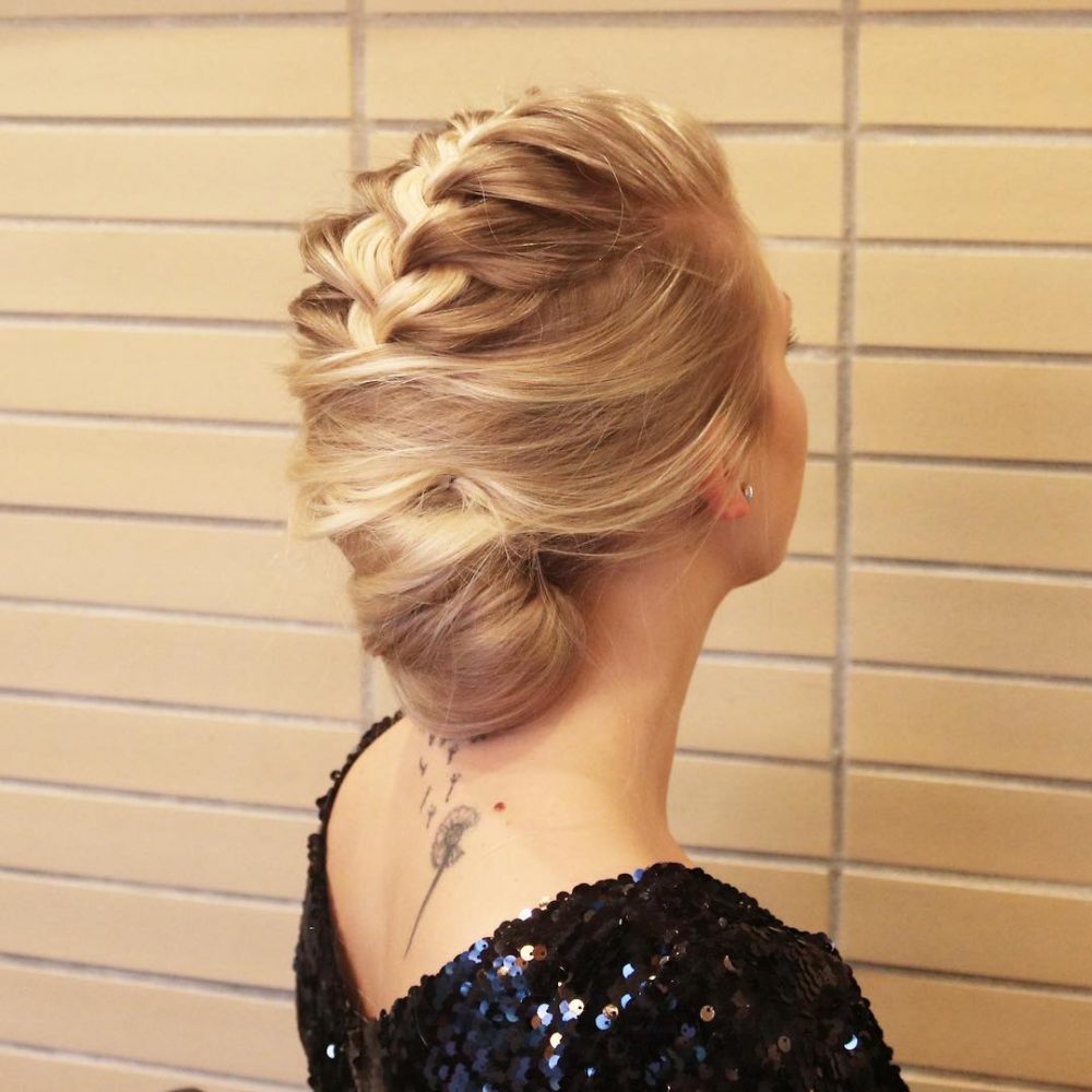 17 Gorgeous Wedding Updos You Have to See