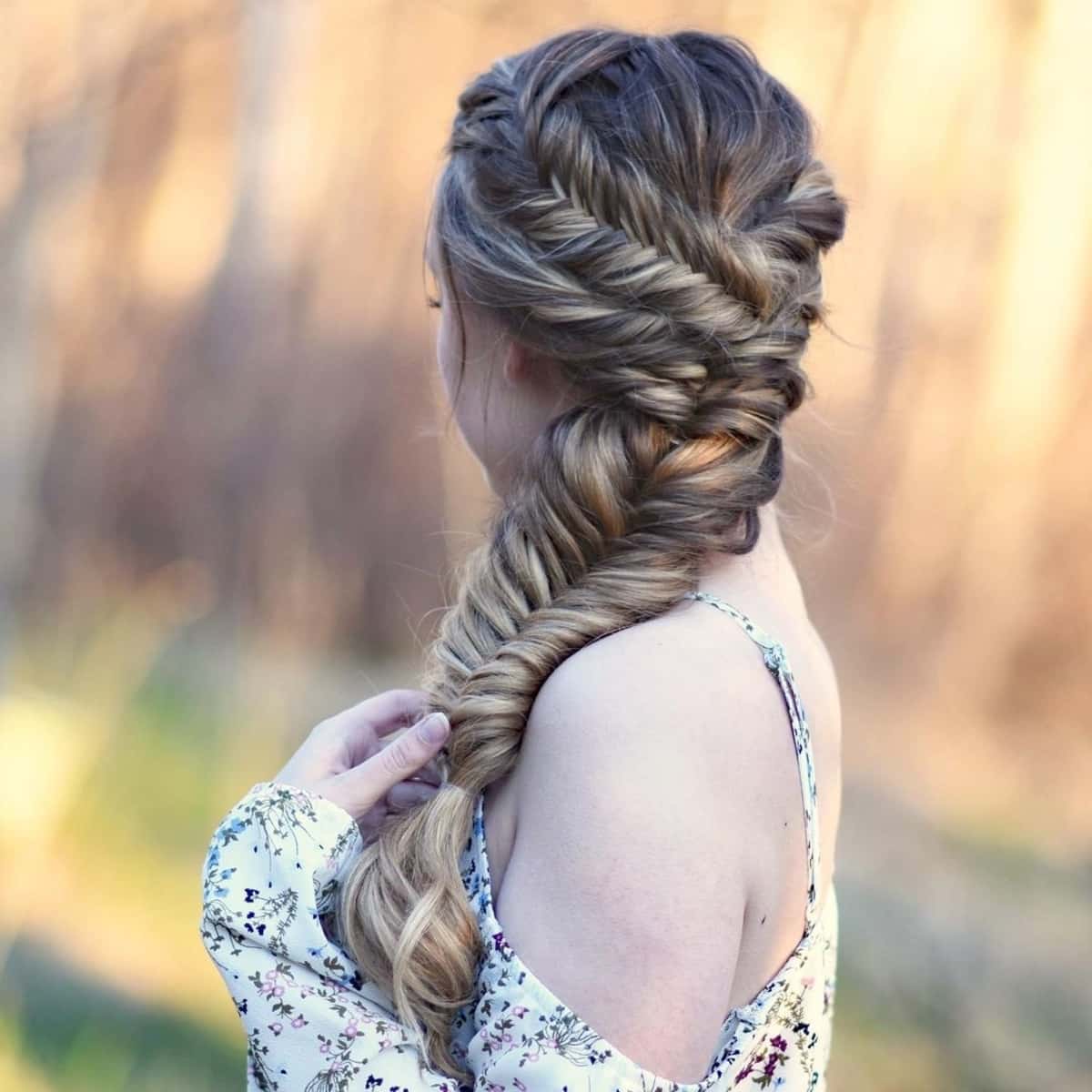18 Stunning Quinceanera Hairstyles to Consider