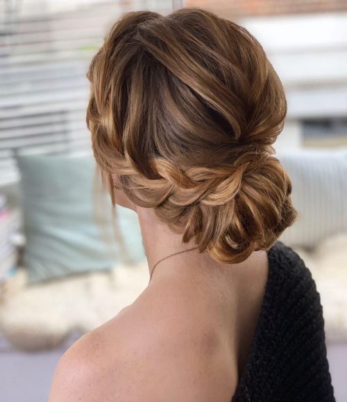 15 Most Beautiful Halo Braid Hairstyles to Copy