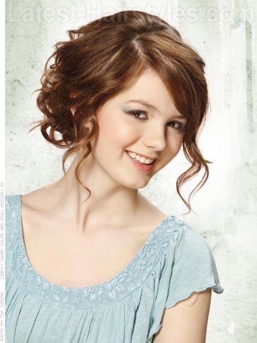 Top 28 Haircuts and Hairstyles for Heart Shaped Faces