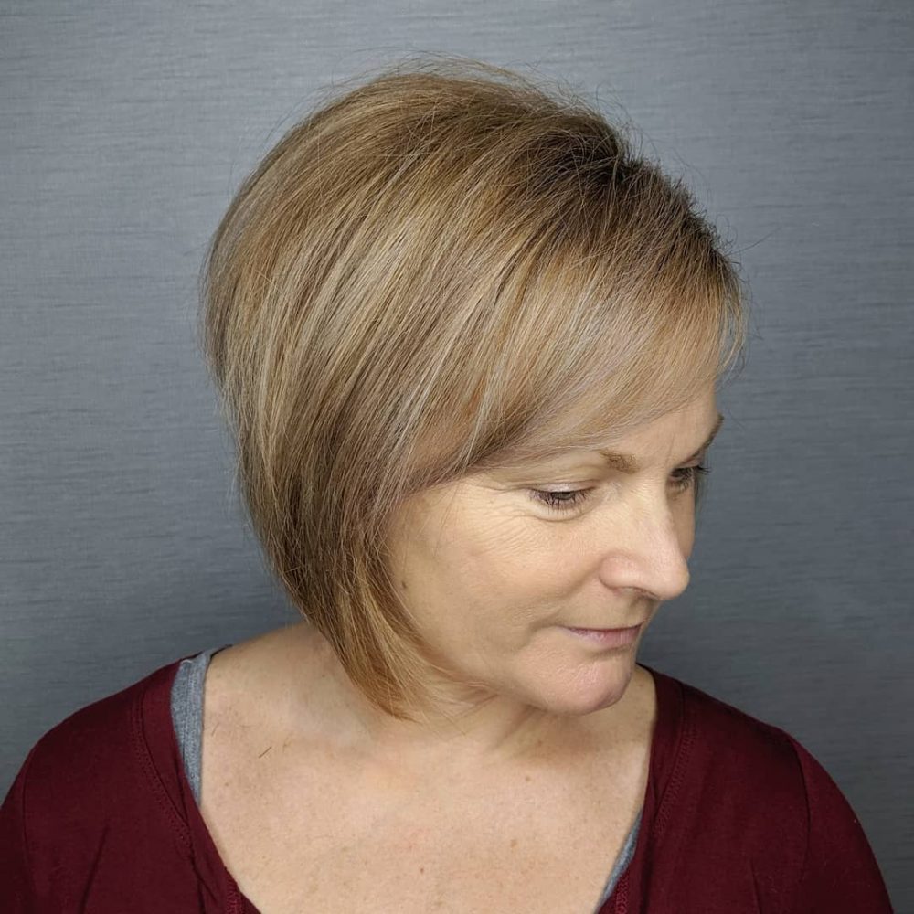 15 Slimming Short Hairstyles for Women Over 50 with Round Face Shapes