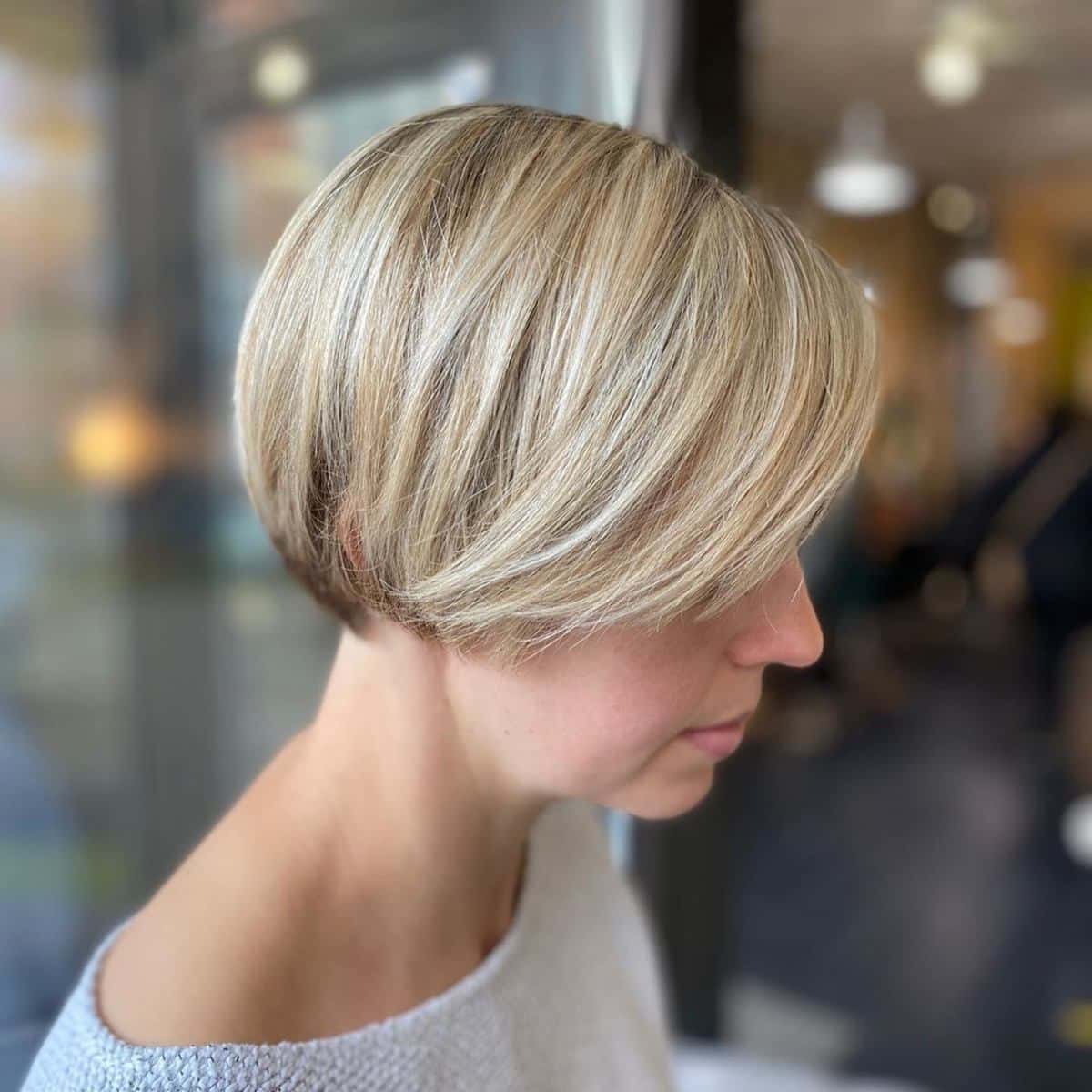 27 Trendiest Ways to Have a Short Blonde Bob Right Now