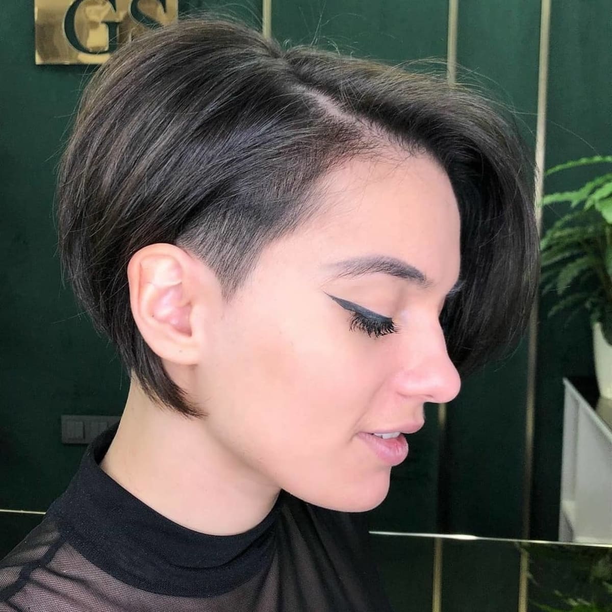 29 Perfect Short Undercut Bob Haircuts for Ladies with Thick Hair ...