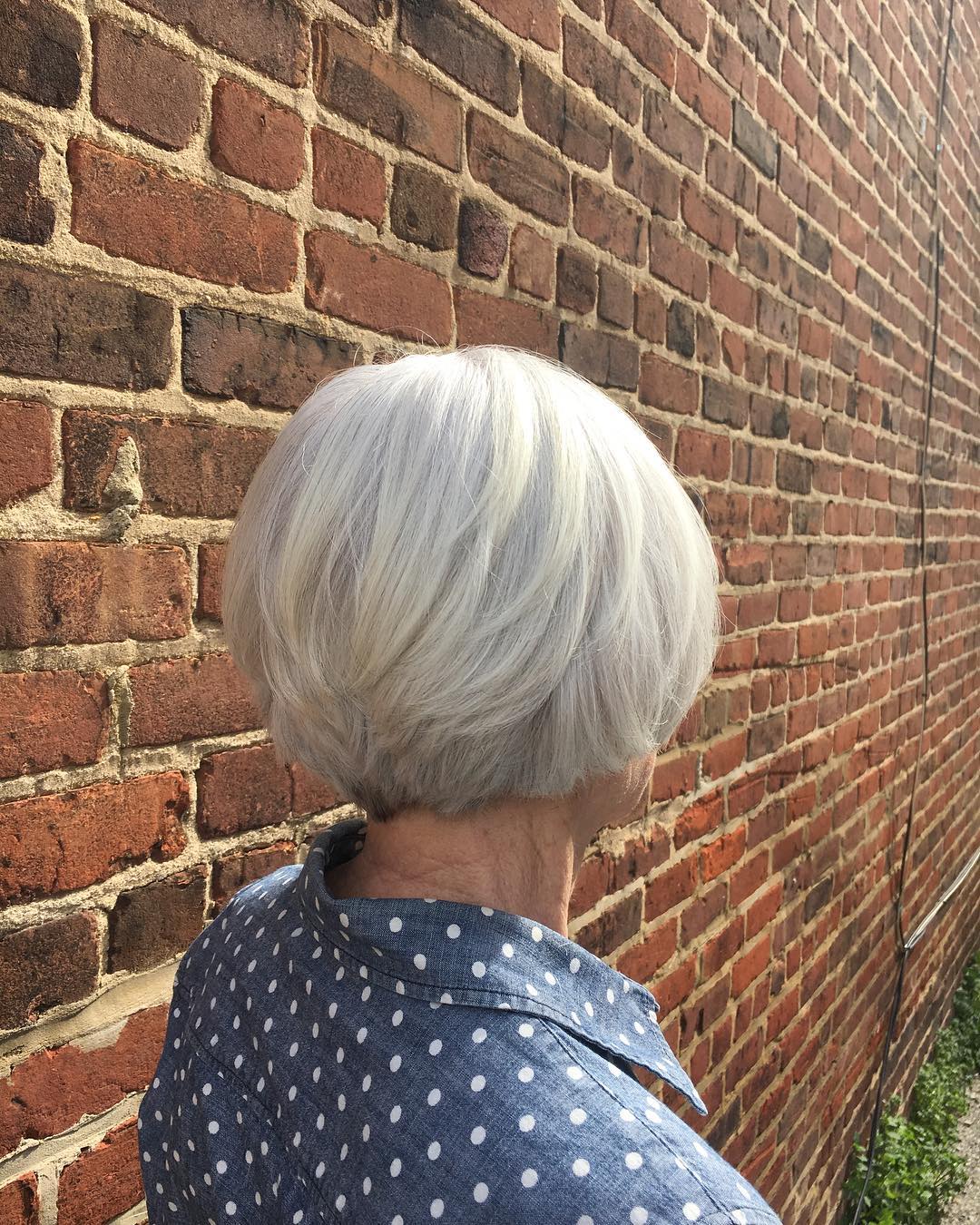 22 Best Haircuts &#038; Hairstyles for Women Over 50 With Thick Hair