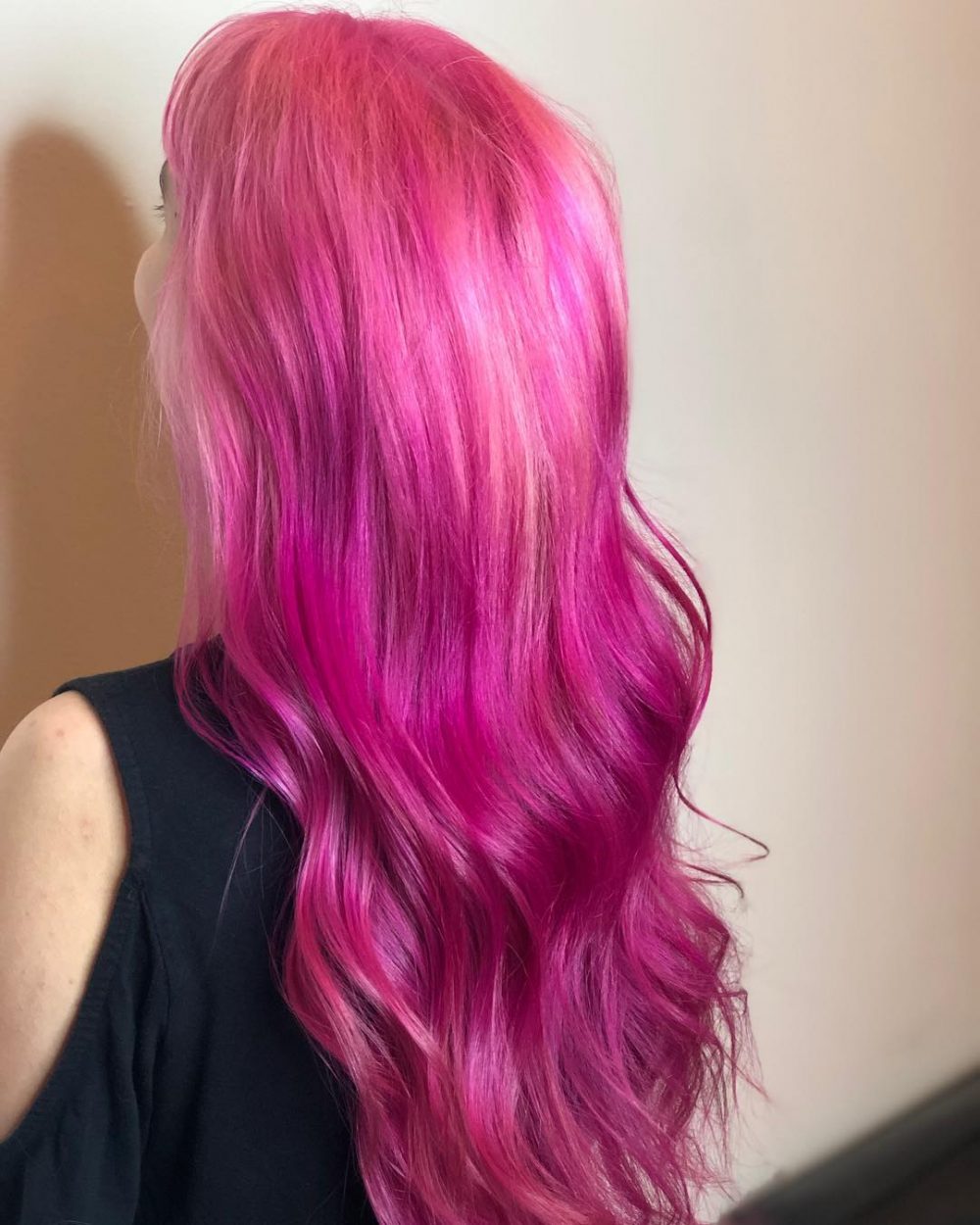 21 Coolest Reverse Ombre Hair Color Ideas for 2021 – Hairstyles VIP