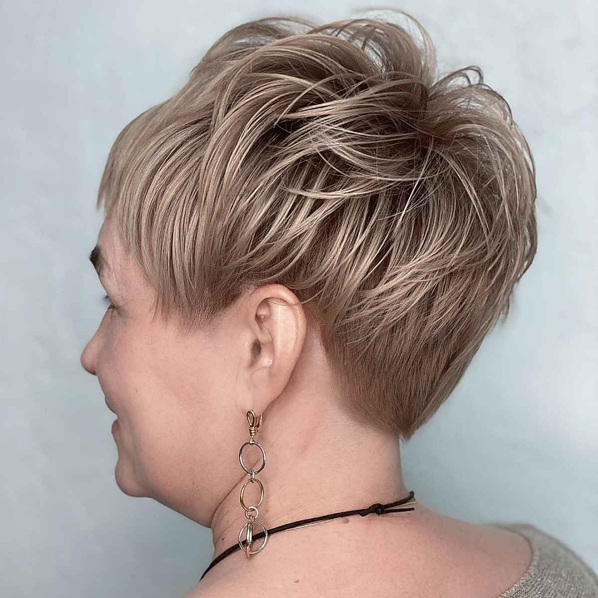 26 Best Layered Pixie Cut Ideas for a Short Crop with Movement
